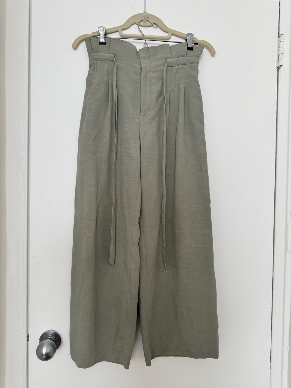 Club Monaco Olive Sage Wide-Leg High-Rise Pants